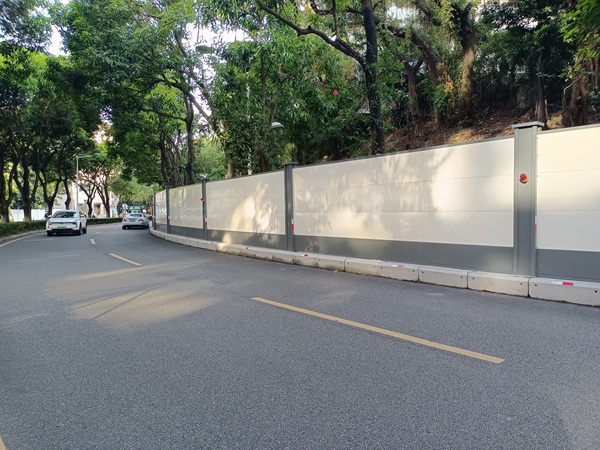 光明新區翠湖公園安裝鋼圍墻a款工程