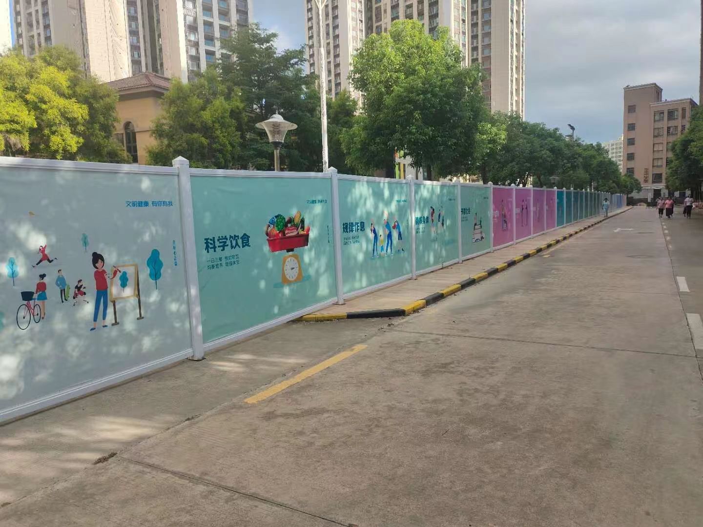 深圳a型圍擋多少錢？價(jià)格根據(jù)哪些因素來定？【旭東鋼構(gòu)圍擋廠家】